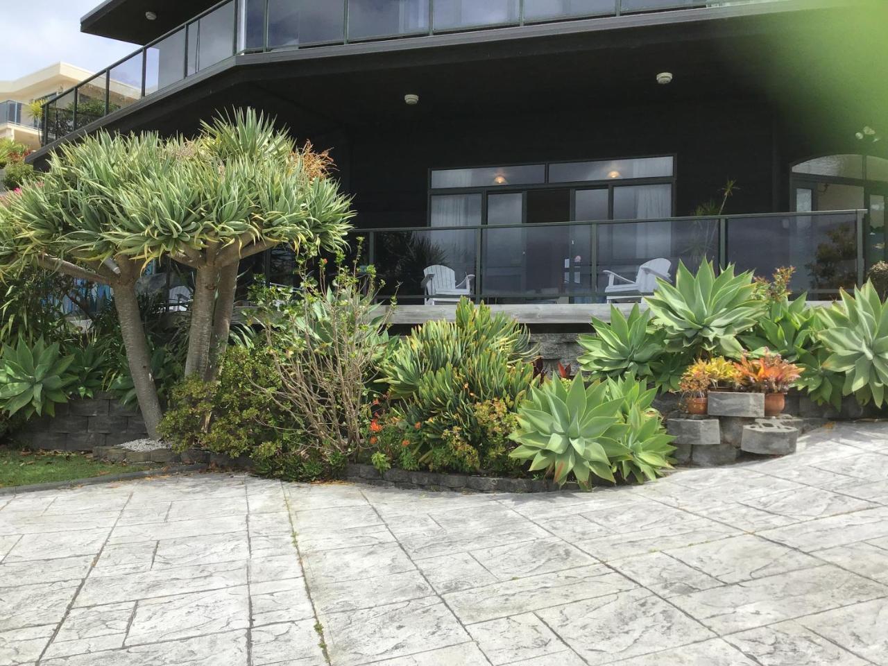 Heads Up Apartment Mangawhai Exterior photo